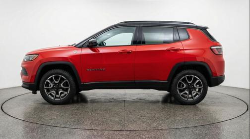 Red Hot Pearlcoat 2025 Jeep Compass Trailhawk