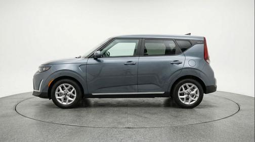Gravity Gray 2025 Kia Soul LX