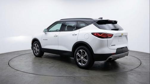 Summit White 2025 Chevrolet Blazer 2LT