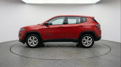 Red Hot Pearlcoat 2025 Jeep Compass Latitude