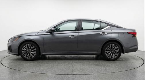 Gun Metallic 2025 Nissan Altima SV FWD