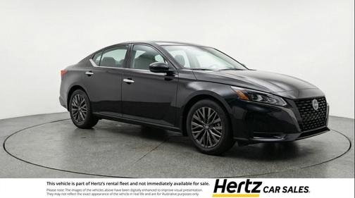 Super Black 2025 Nissan Altima SV FWD