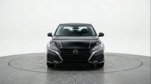 Super Black 2025 Nissan Altima SV FWD
