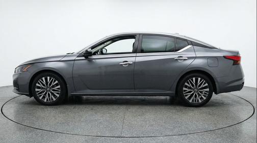 Gun Metallic 2025 Nissan Altima SV FWD