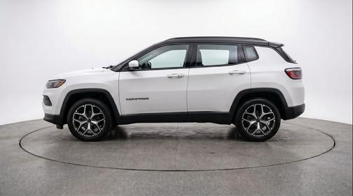 Bright White Clearcoat 2025 Jeep Compass Limited