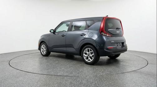 Gravity Gray 2025 Kia Soul LX