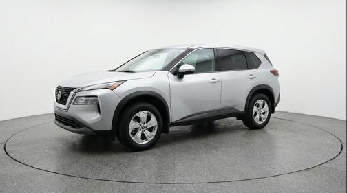 Brilliant Silver Metallic 2025 Nissan Rogue SV