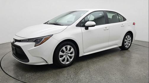 Ice Cap 2025 Toyota Corolla LE