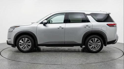Brilliant Silver Metallic 2025 Nissan Pathfinder SV FWD