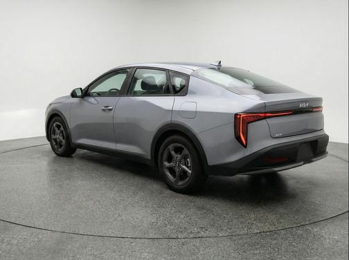 Steel Gray 2025 Kia K4 LXS