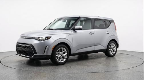 Steel Gray 2025 Kia Soul LX