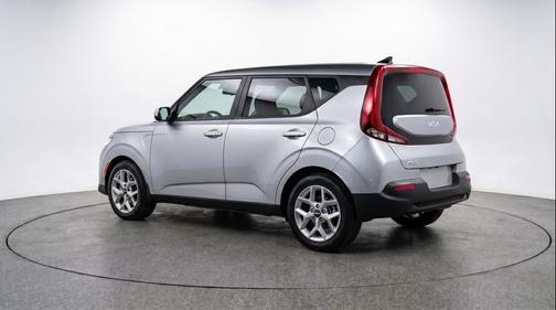 Steel Gray 2025 Kia Soul LX