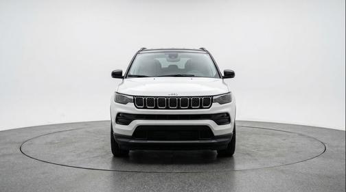 Bright White Clearcoat 2025 Jeep Compass Limited