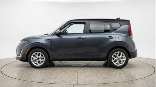 Gravity Gray 2025 Kia Soul LX