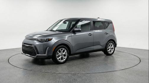 Gravity Gray 2025 Kia Soul LX