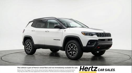 Bright White Clearcoat 2025 Jeep Compass Trailhawk