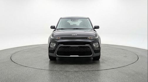 Fusion Black 2025 Kia Soul LX