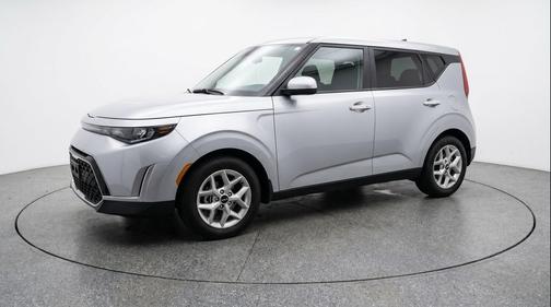 Steel Gray 2025 Kia Soul LX