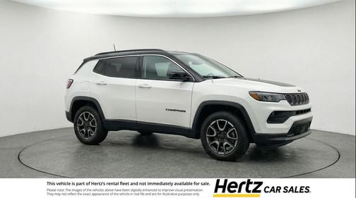 Bright White Clearcoat 2025 Jeep Compass Trailhawk