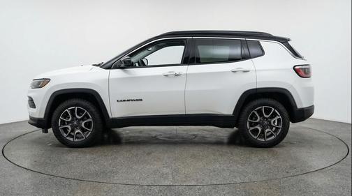 Bright White Clearcoat 2025 Jeep Compass Trailhawk