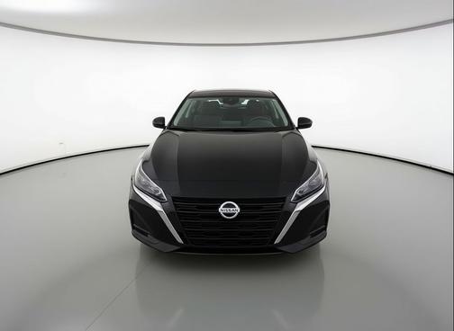 Super Black 2025 Nissan Altima SV FWD