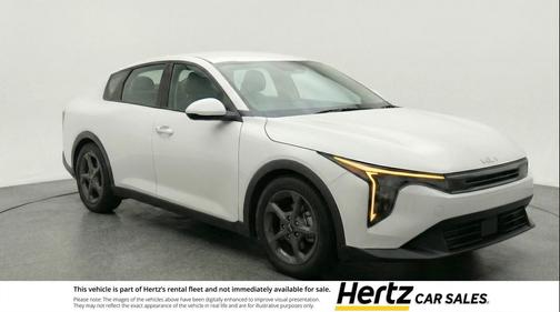 Snow White Pearl 2025 Kia K4 LXS