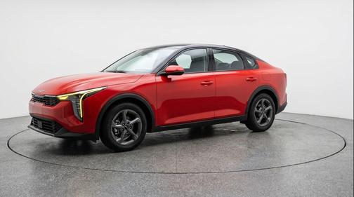 Currant Red 2025 Kia K4 LXS