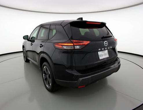 Super Black 2025 Nissan Rogue SV