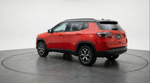 Red Hot Pearlcoat 2025 Jeep Compass Limited