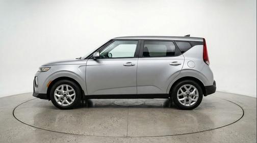 Steel Gray 2025 Kia Soul LX