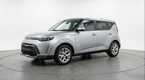 Steel Gray 2025 Kia Soul LX