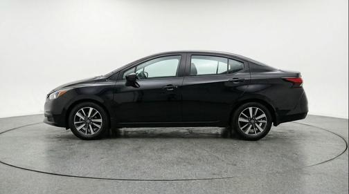 Super Black 2025 Nissan Versa 1.6 SV