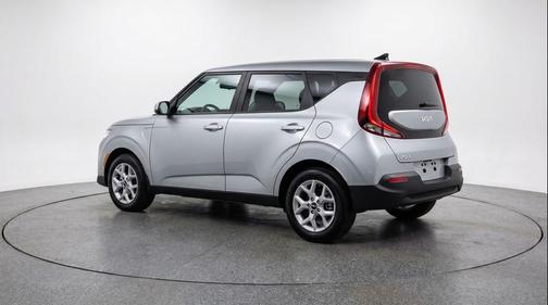 Steel Gray 2025 Kia Soul LX