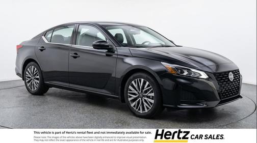 Super Black 2025 Nissan Altima SV FWD