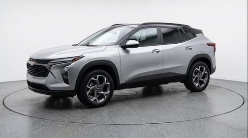 Sterling Gray Metallic 2025 Chevrolet Trax LT