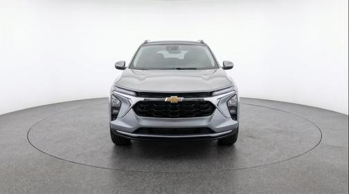 Sterling Gray Metallic 2025 Chevrolet Trax LT