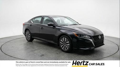 Super Black 2025 Nissan Altima SV FWD