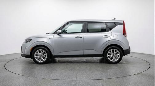 Steel Gray 2025 Kia Soul LX
