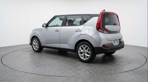 Steel Gray 2025 Kia Soul LX