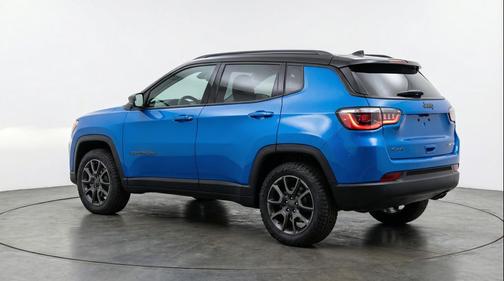Hydro Blue Pearlcoat 2025 Jeep Compass Trailhawk
