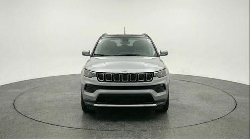 Silver Zynith Metallic Clearcoat 2025 Jeep Compass Limited