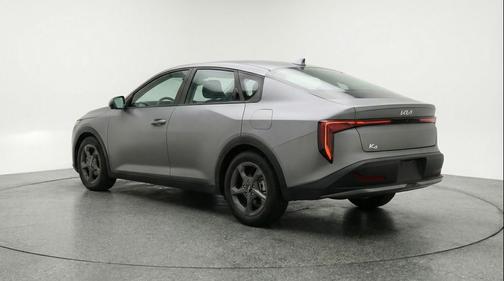 Morning Haze 2025 Kia K4 LXS