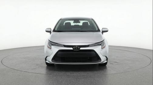Classic Silver Metallic 2025 Toyota Corolla LE