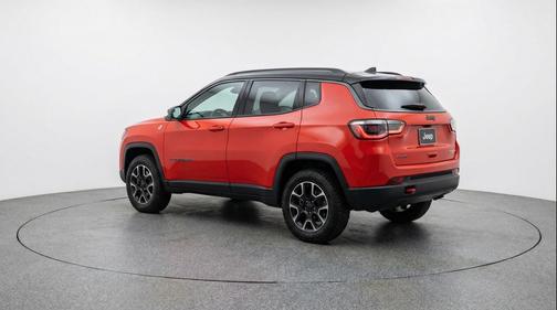 Red Hot Pearlcoat 2025 Jeep Compass Trailhawk