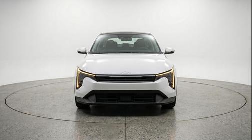 Snow White Pearl 2025 Kia K4 LXS