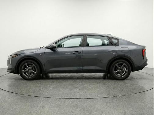 Interstellar Gray 2025 Kia K4 LXS
