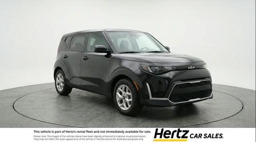 Fusion Black 2025 Kia Soul LX