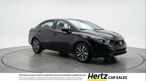 Super Black 2025 Nissan Versa 1.6 SV