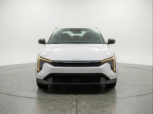 Snow White Pearl 2025 Kia K4 LXS