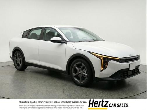 Snow White Pearl 2025 Kia K4 LXS